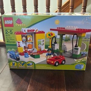 LEGO DUPLO Colorful Gas Station Playset